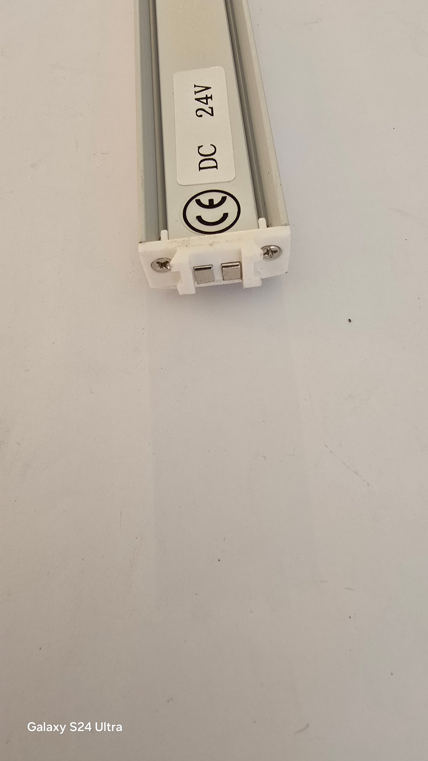Profilé LED Connectable 24V 15W SMD2835 4000K IP40