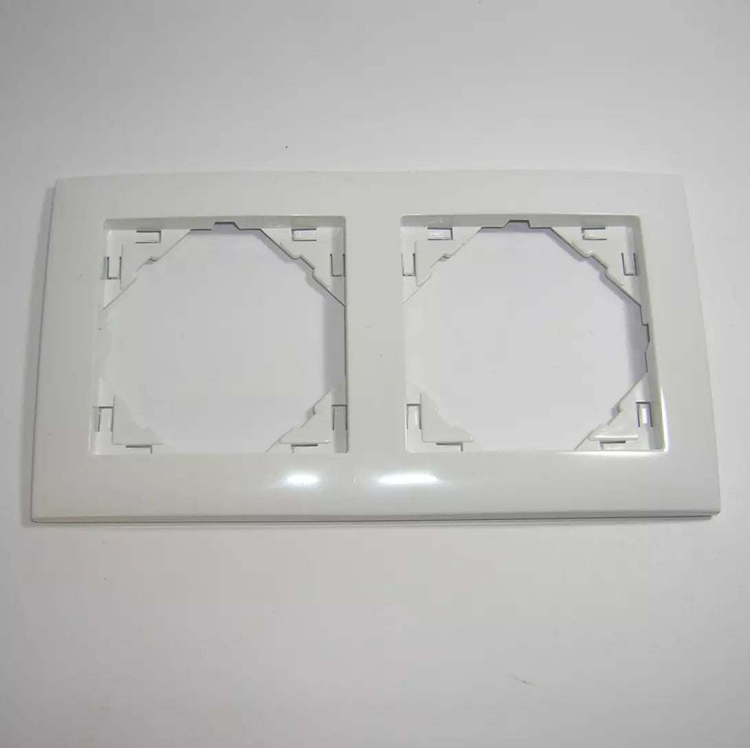 Plaque Base Blanche LOGUS90